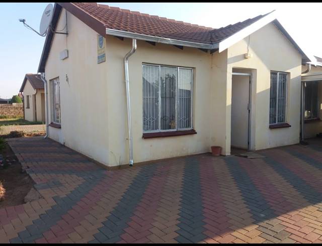 3 BEDROOM HOUSE SOLD IN SOSHANGUVE XX